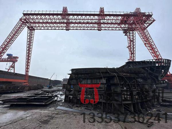 山東煙臺造船門式起重機(jī)廠家造船門式起重機(jī)誠信為本、質(zhì)量為生